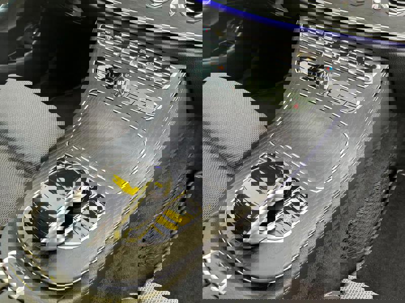 Image Mercedes-Benz 汃獡敳䔠䈠牥楬敮 200 2.0 184 Avantgarde Carplay Clim Bi-zone Caméra PA Sièges élec chauffants Bluetooth Toit ouvrant 